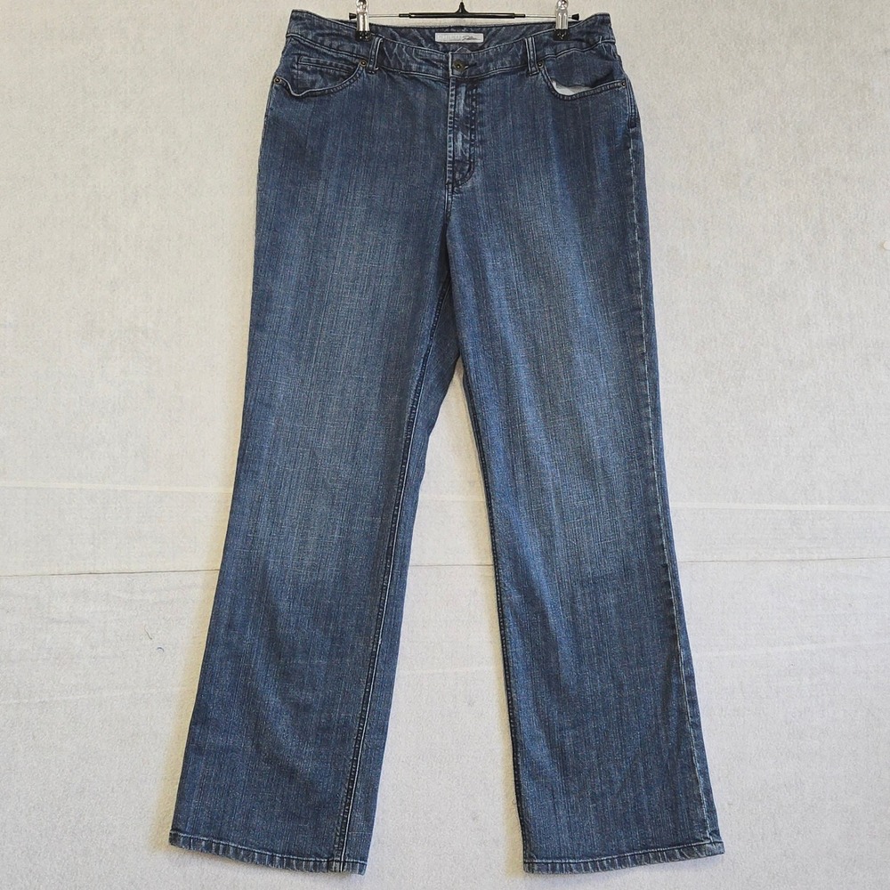 Chicos Platinum Denim Jeans Womens 2.5 Reg Blue Straight Leg Stretch B369